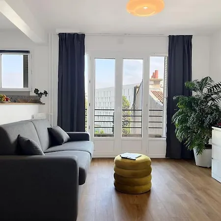 Appartement Near To Rer B Station